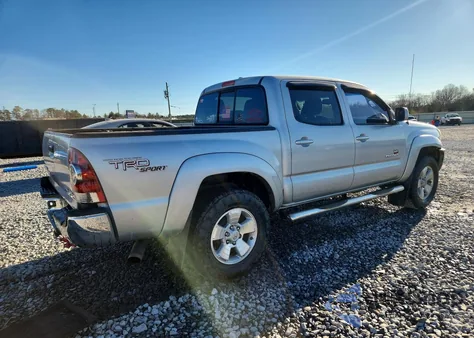 2010 Toyota Tacoma Double Cab z USA, uszkodzony, nr VIN 3TMLU4EN5AM042420